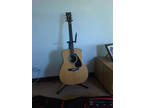 accoustic guitar yamaha f310 with stand and soft case